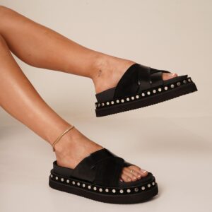 SANDALIAS GRETTA • Color Arena Nude y Suela