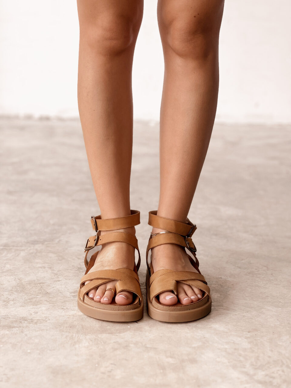 SANDALIAS TINI• Color Negro Suela y Croco Sandalias SANDALIAS TINI• Color Negro Suela y Croco - Image 2